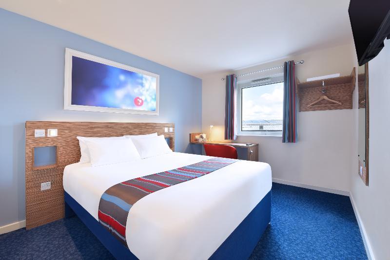 Travelodge Cardiff Central Queen Street Kültér fotó